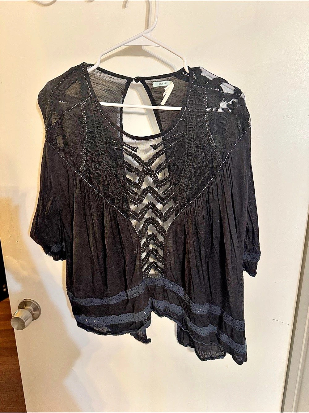 KOMCHI BLUE Black Lace Detail Blouse Size Medium Like New